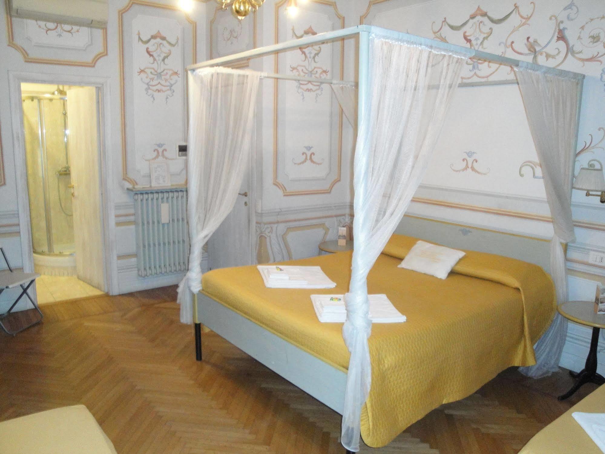 Suites Piazza Del Popolo Рим Экстерьер фото