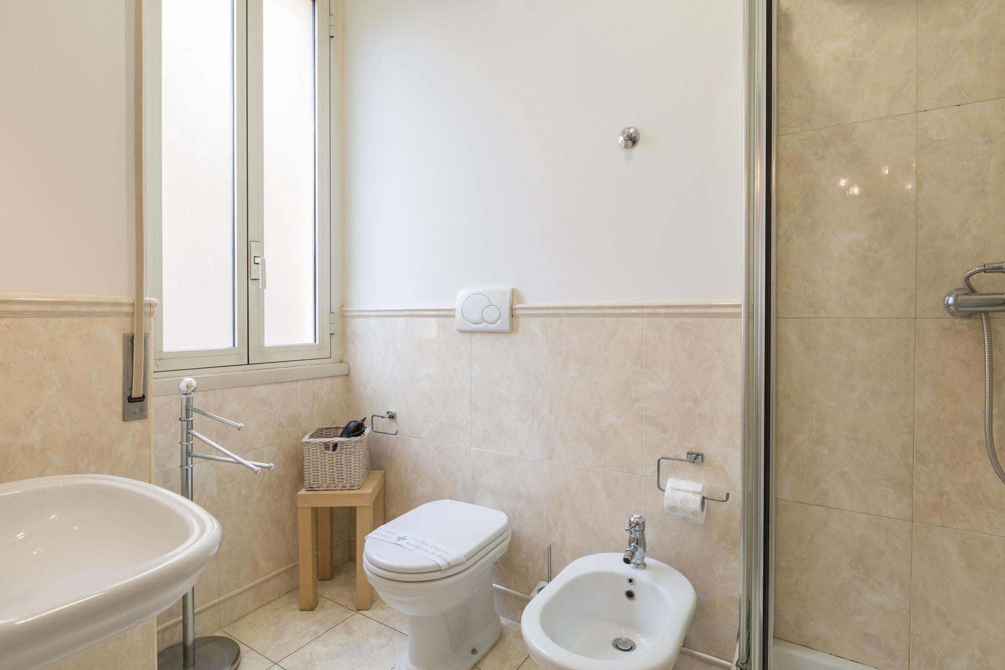 Suites Piazza Del Popolo Рим Экстерьер фото