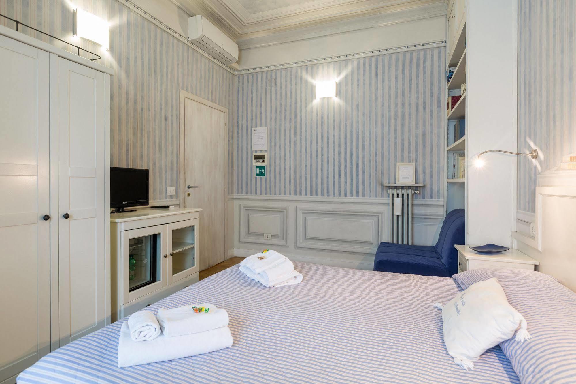 Suites Piazza Del Popolo Рим Экстерьер фото